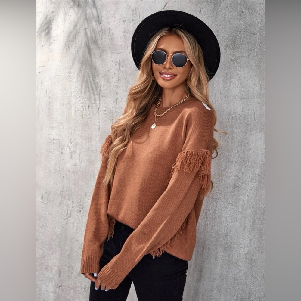 Fringe‎ trim sweater - Picture 2 of 8